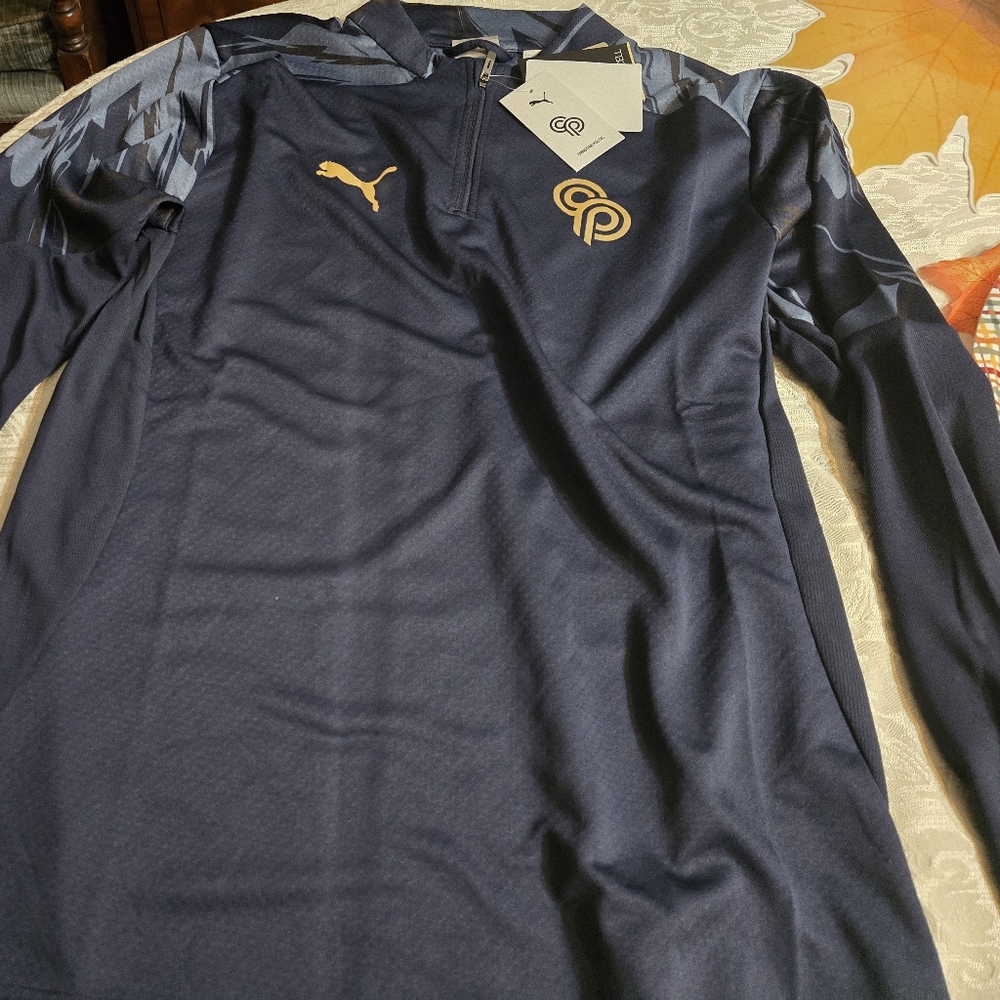 Puma Christian Pulisic Navy Quarter-Zip Jersey (Medium) – Gold Accents, Designed